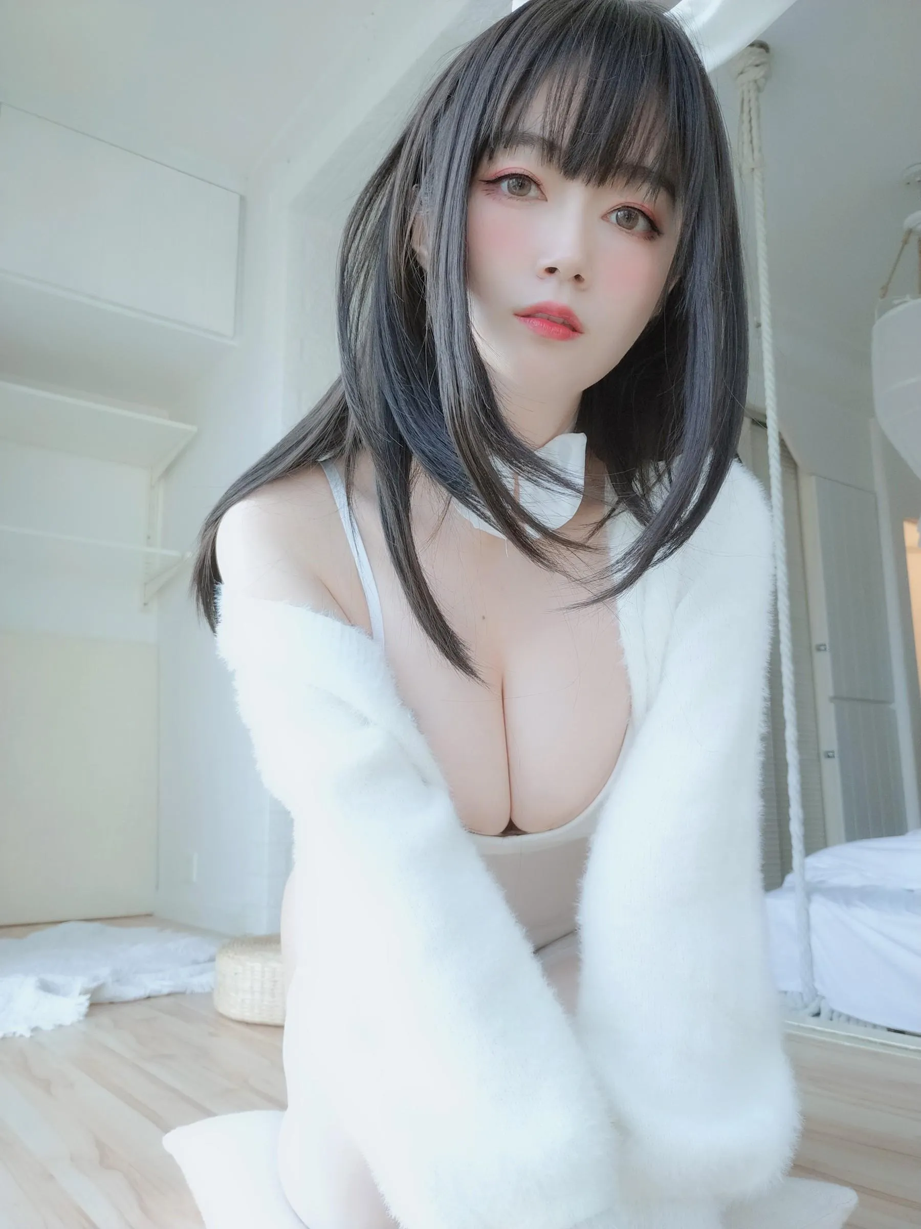 白银81 – 自撮 Vol.52 白丝兔子 [110P]插图1